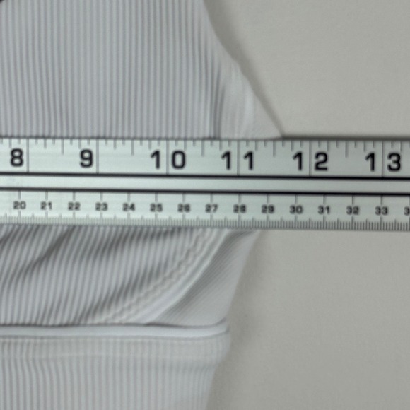 Lululemon Energy Longline Bra Ribbed Luxtremem Womens Size 4 Supportive W2BLIS - Picture 8 of 13